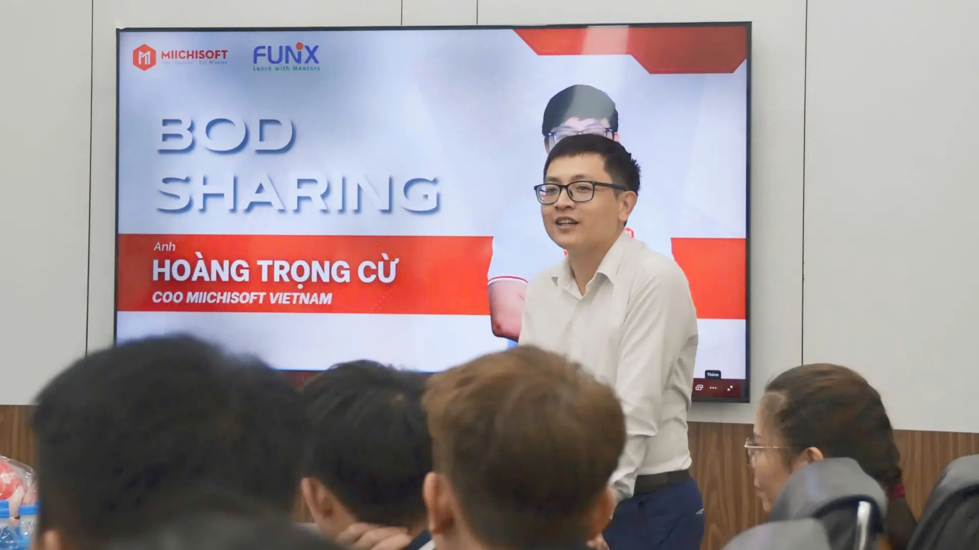 Vietnam Future IT talents - discussion with BOD