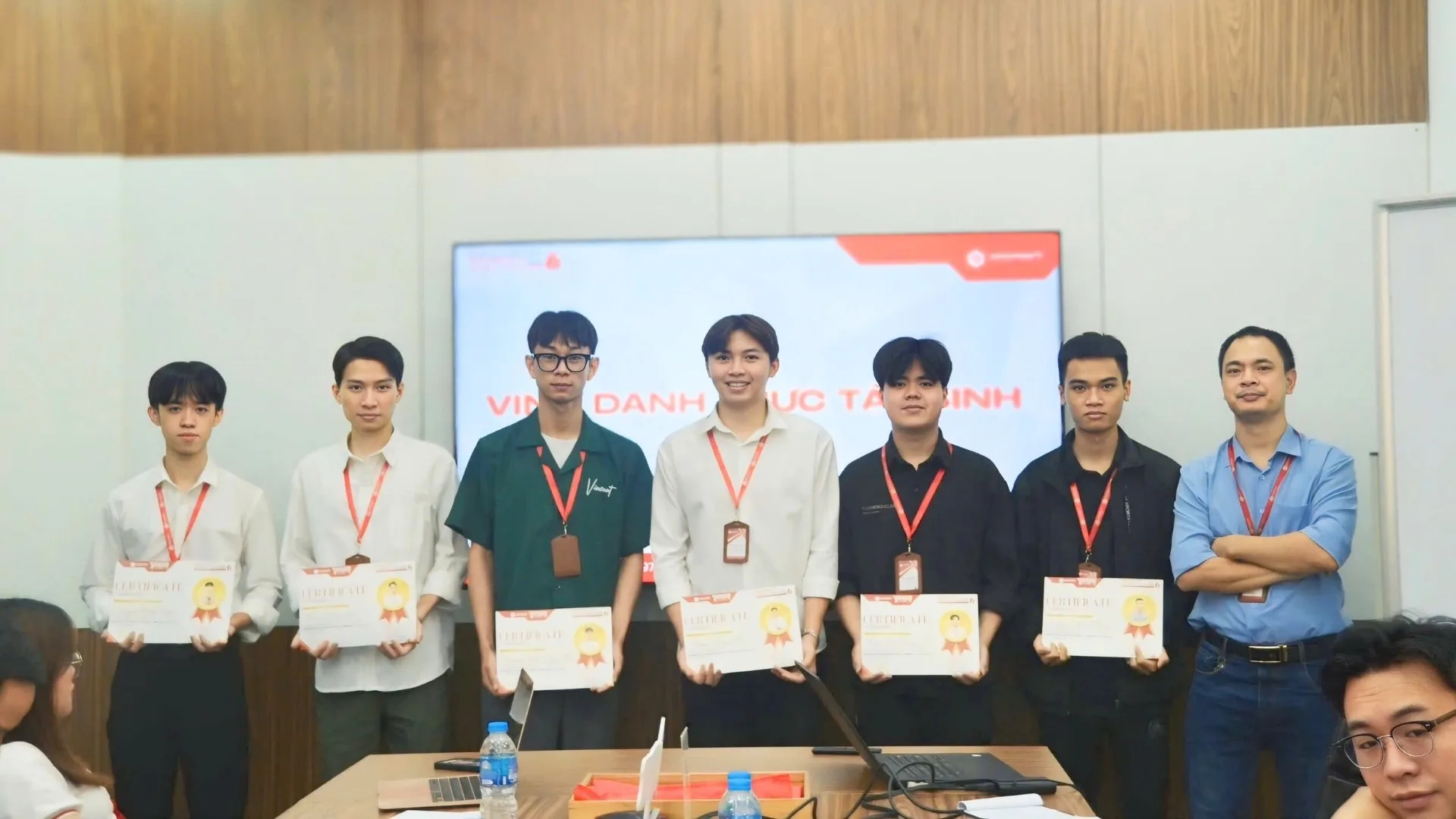 MIT6 học bổng 1