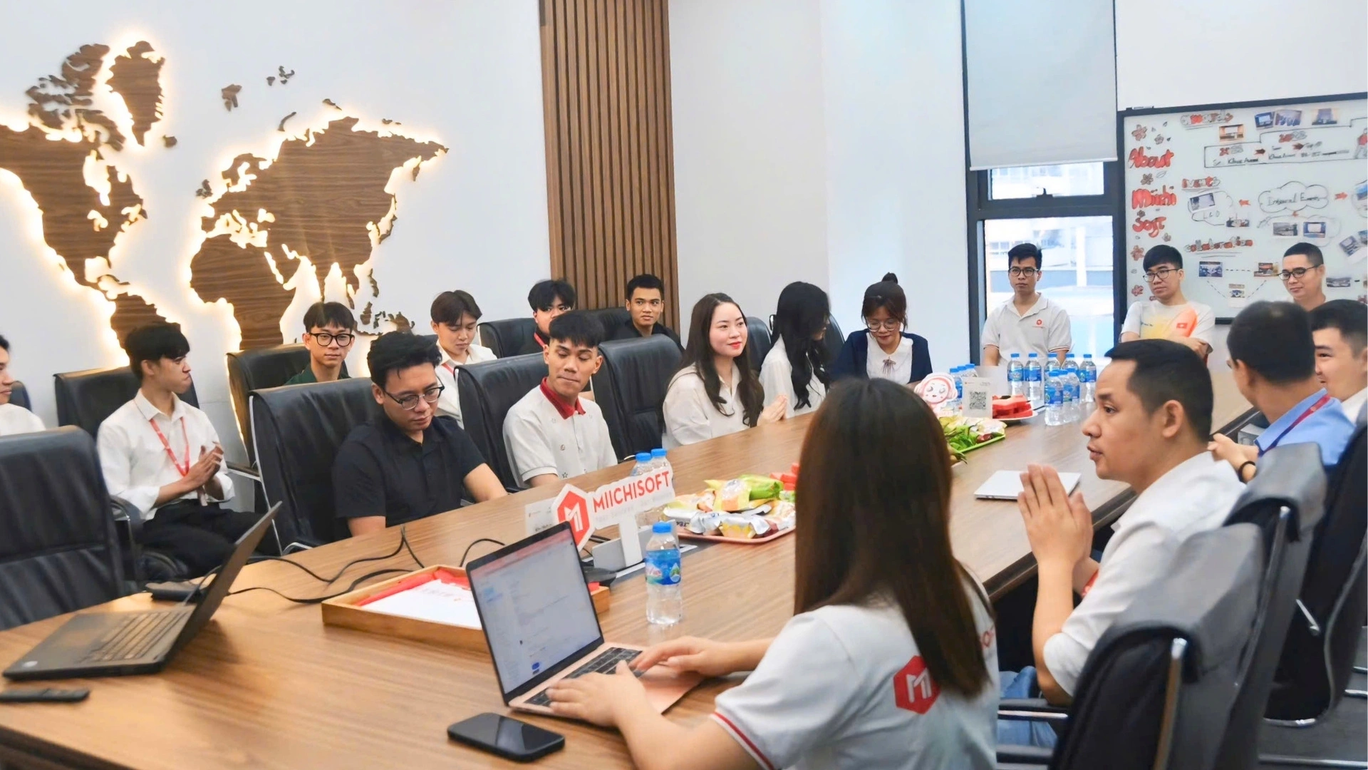 MIT6 thực tập sinh tụ họp