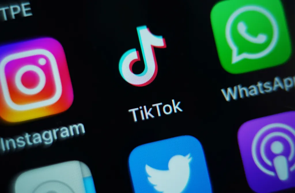 AI tiktok live
