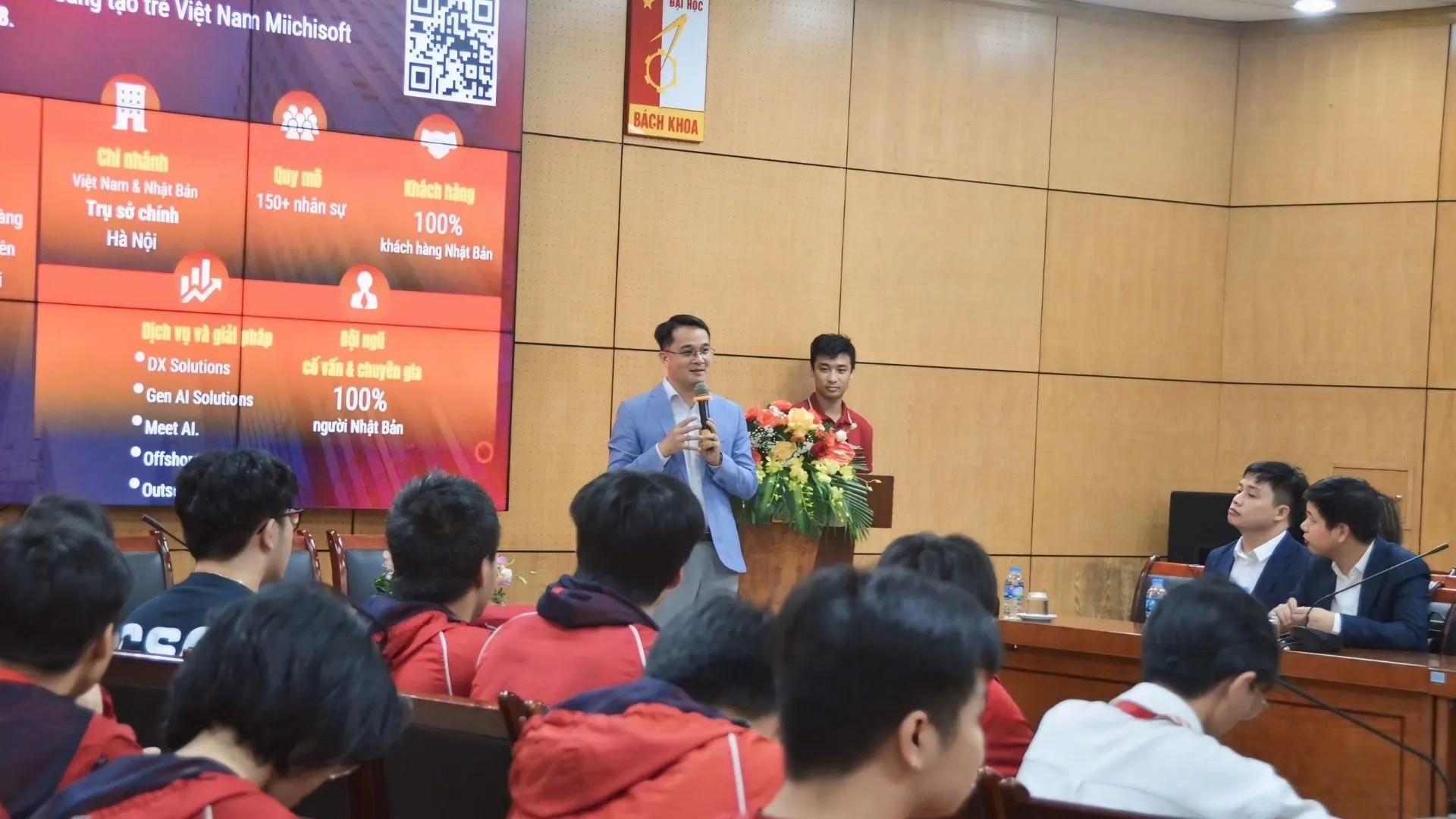 2025_WEBSITE_CEO Miichisoft Tham Dự tọa đàm “Sinh Viên Cần Gì Trong Thời Đại AI” 2