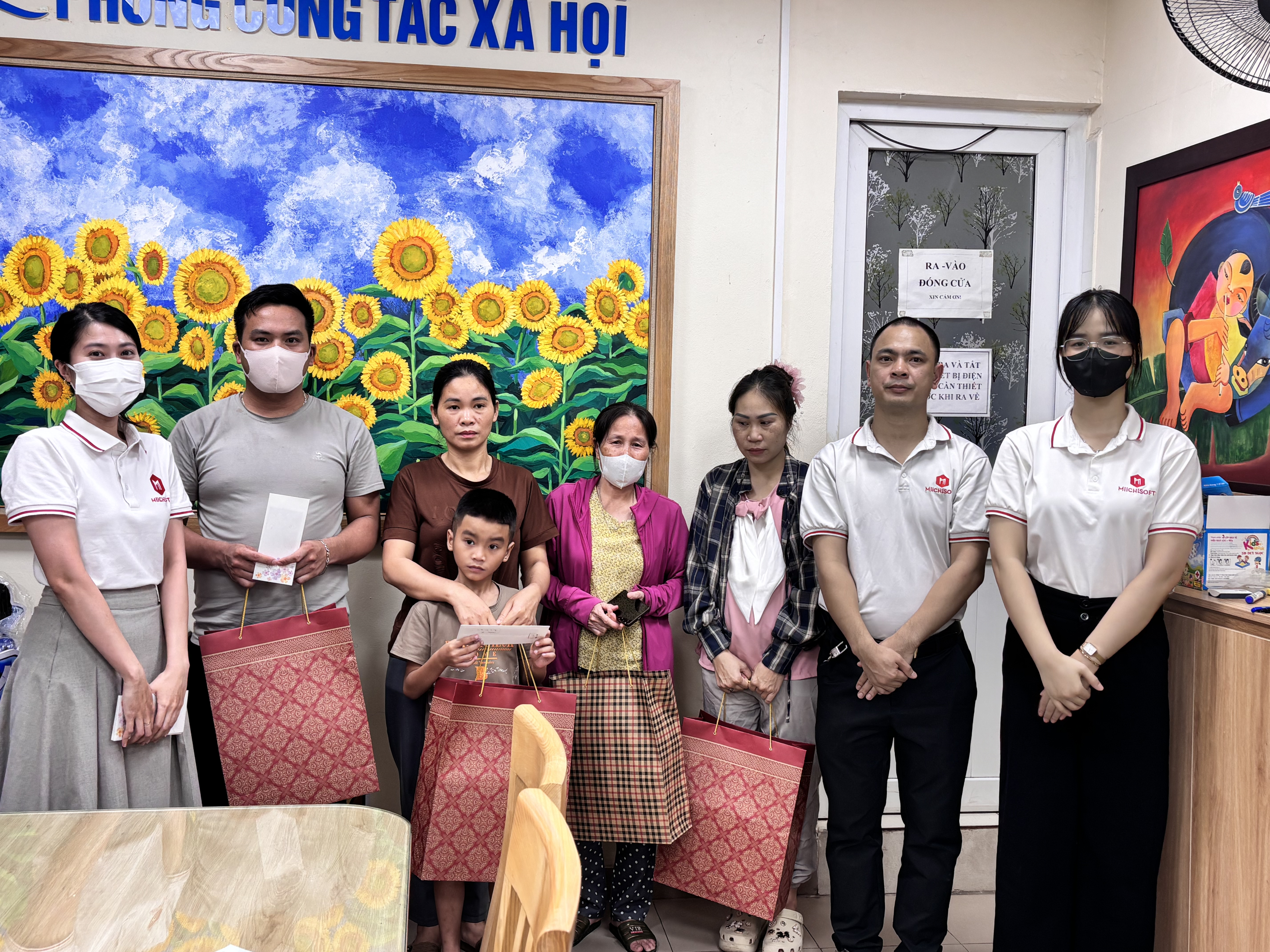 Giá Trị Bền Vững 18 Customer Happiness