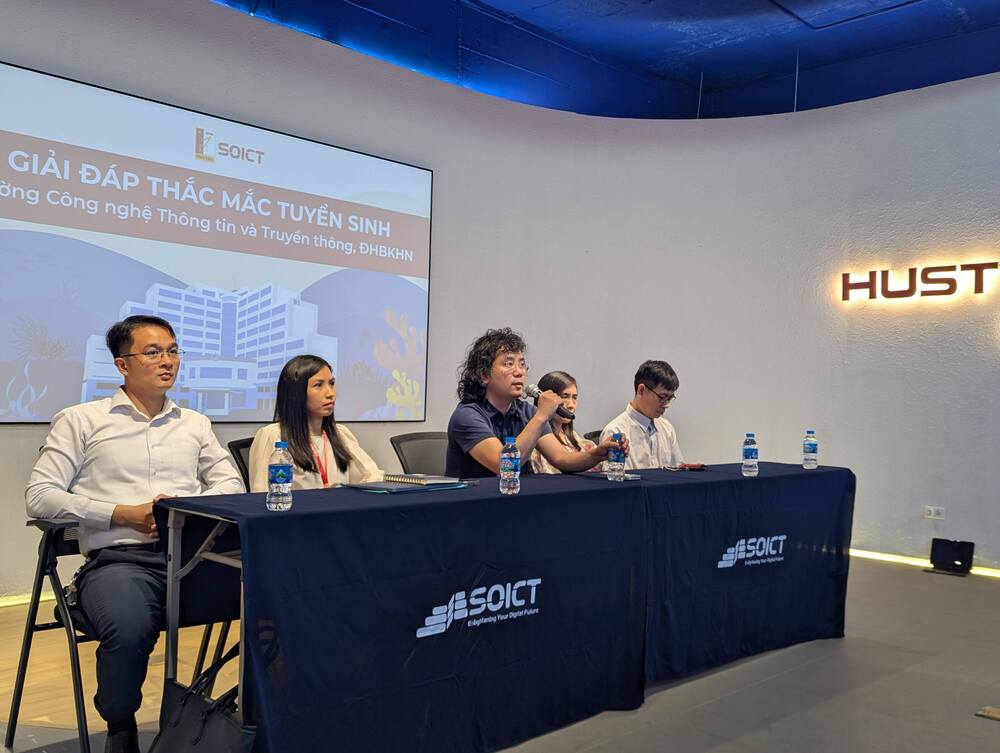CEO Miichisoft tham gia buổi tư vấn tuyển sinh của Trường Công nghệ Thông tin và Truyền thông, Đại học Bách khoa Hà Nội 1